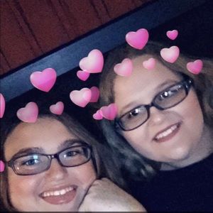 Meet your Posher, Shelby